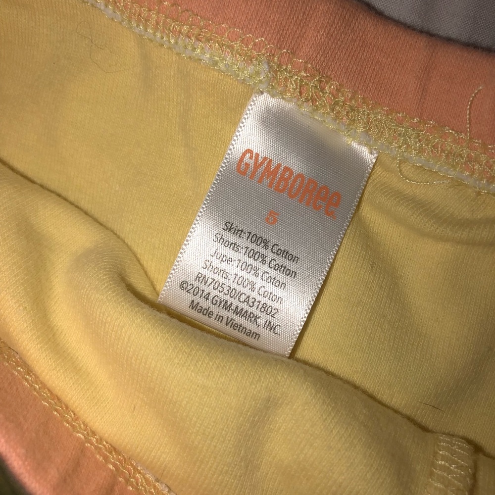 🐾Gymboree🐾 - Picture 2 of 2